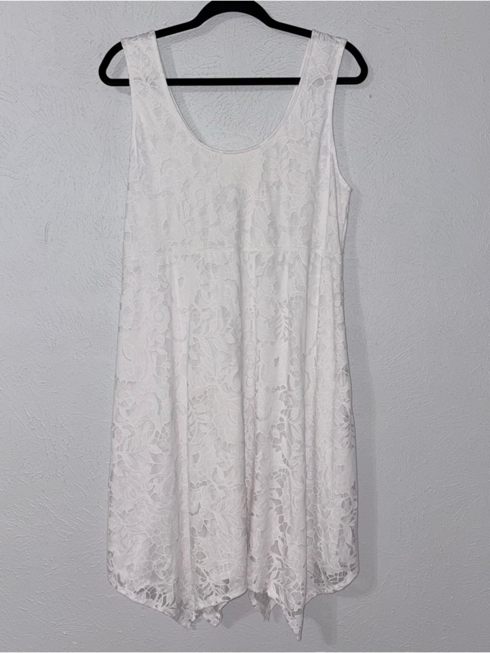 Soma White Burnout Lace Dress Boho Floral Sleeveless Handkerchief Hem Large
